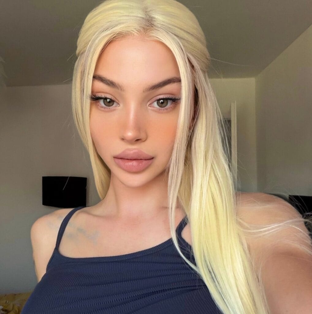 Céline Centino OnlyFans - @ccentino